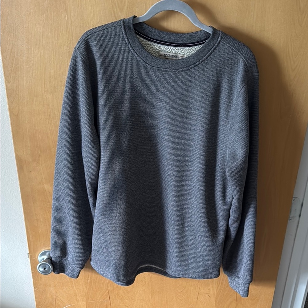 Men's Gray Sweater